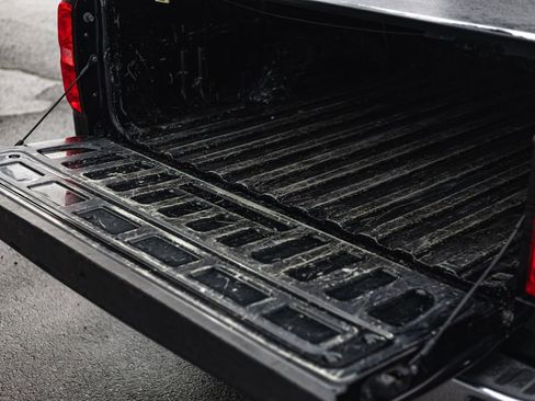 Used 2017 Chevrolet Silverado 1500 LT image 11