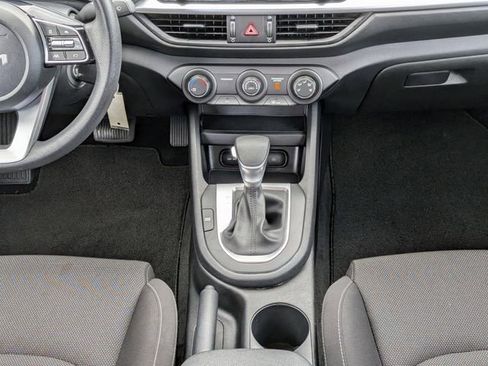 Used 2024 Kia Forte LXS FWD image 17