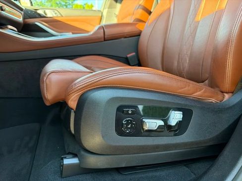 Used 2024 BMW X5 xDrive50e w/ Executive Package AWD/4WD image 17