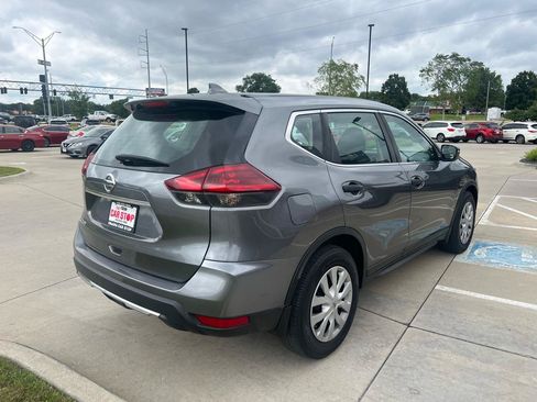 Used 2018 Nissan Rogue S FWD image 6
