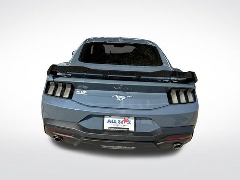 Used 2025 Ford Mustang Coupe RWD image 9