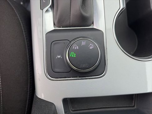 Used 2025 Chevrolet Blazer LT image 20