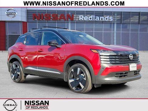 New 2026 Nissan Kicks SR w/ Illumination Package FWD image 1