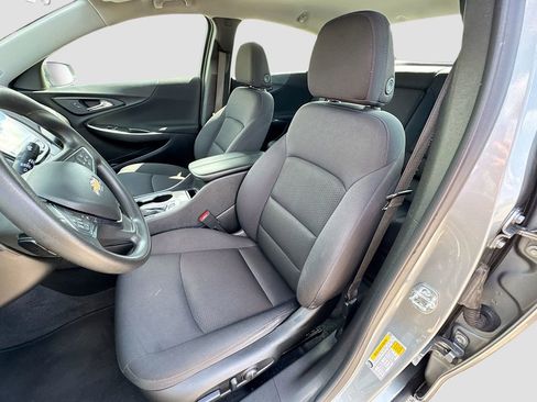 Used 2025 Chevrolet Malibu LT image 20