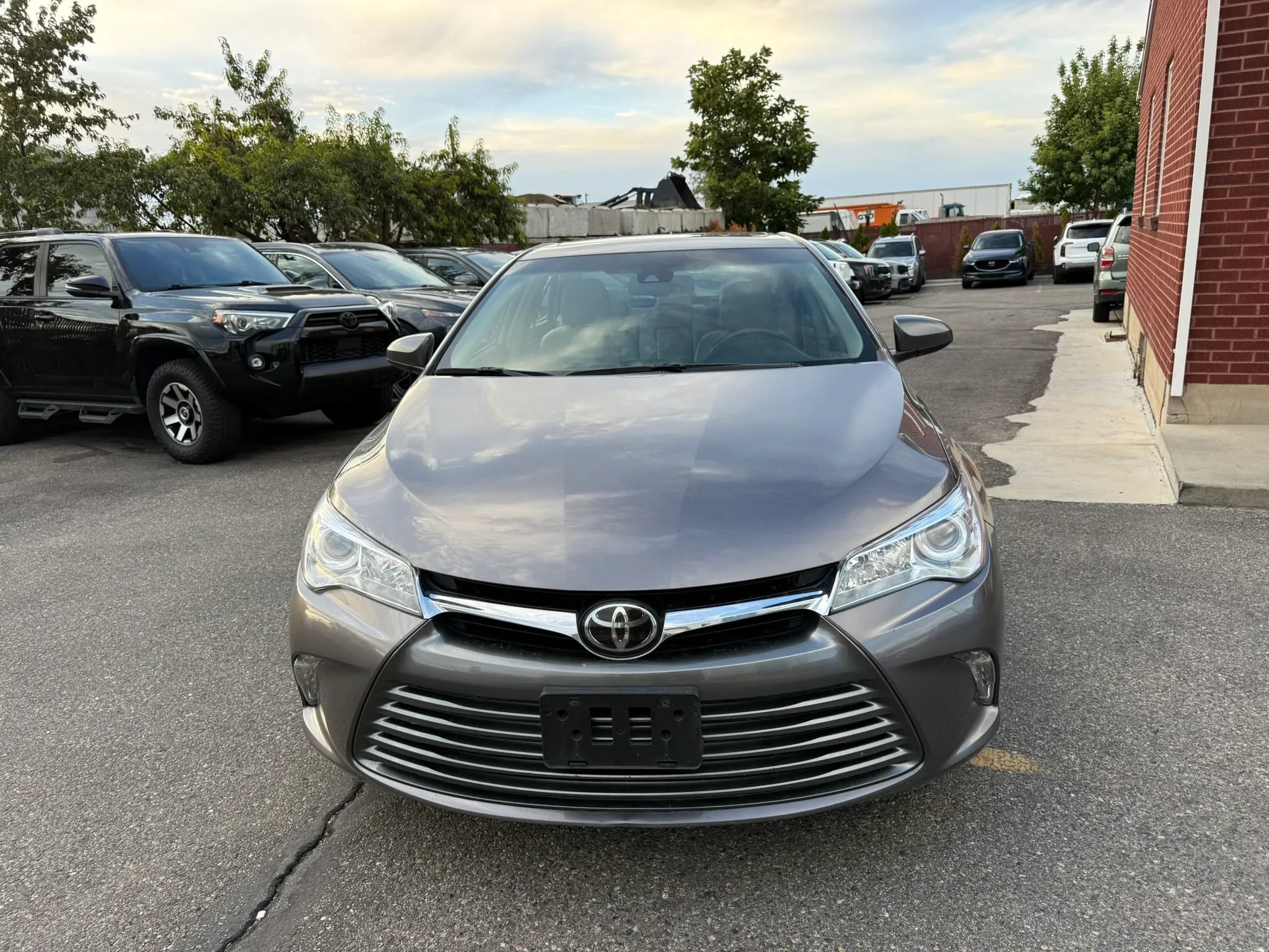 Used 2017 Toyota Camry XLE w/ Moonroof Package FWD image 2