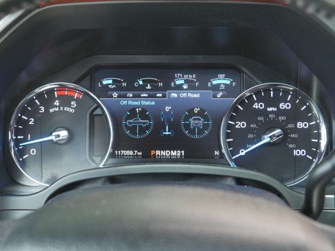 Used 2018 Ford F350 Platinum w/ Platinum Ultimate Package AWD/4WD image 8