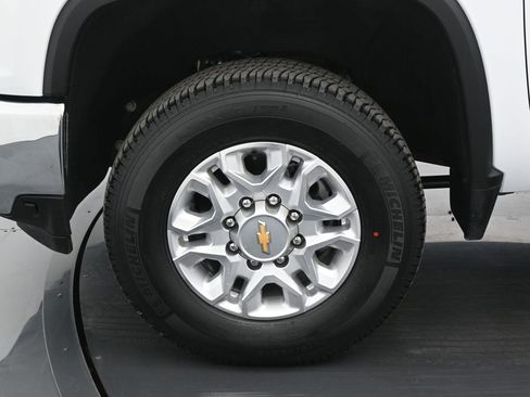 Used 2023 Chevrolet Silverado 2500 LT image 21