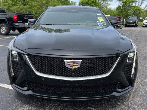 Used 2025 Cadillac CT5 V w/ Technology Package AWD/4WD image 2