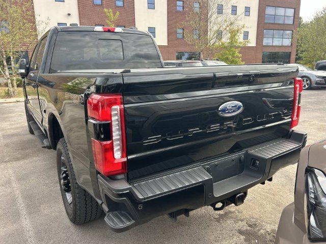 Used 2024 Ford F350 Lariat w/ Lariat Ultimate Package AWD/4WD image 8