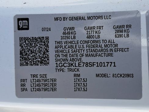 Used 2025 Chevrolet Silverado 2500 W/T w/ WT Convenience Package AWD/4WD image 32