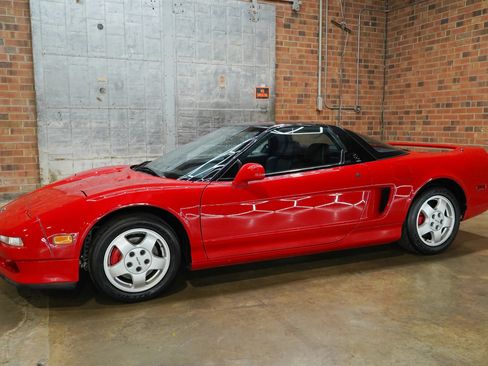Used 1993 Acura NSX RWD image 7