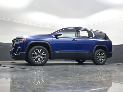 Used 2023 GMC Acadia SLE w/ Driver Convenience Package FWD image 39
