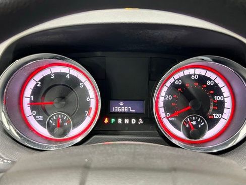 Used 2020 Dodge Grand Caravan SE FWD image 33