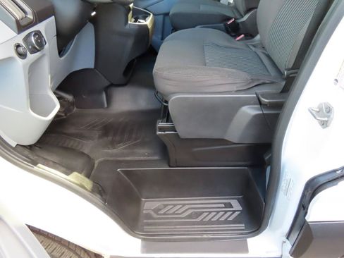 Used 2019 Ford Transit 250 148 Medium Roof RWD image 20