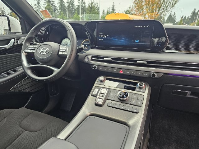 Used 2025 Hyundai Palisade Calligraphy AWD/4WD image 11