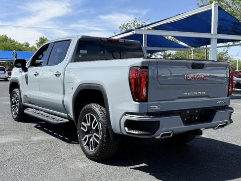 Used 2025 GMC Sierra 1500 AT4 w/ AT4 Premium Package AWD/4WD image 6