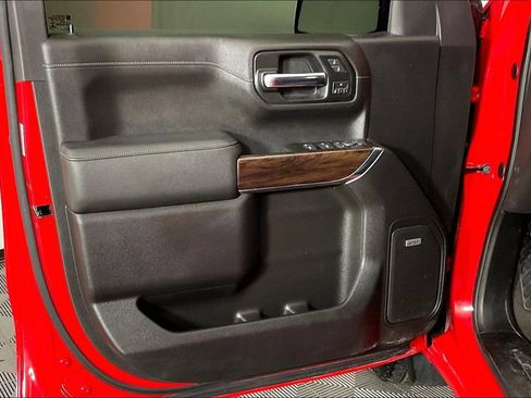 Used 2019 GMC Sierra 1500 SLT w/ SLT Premium Plus Package AWD/4WD image 22