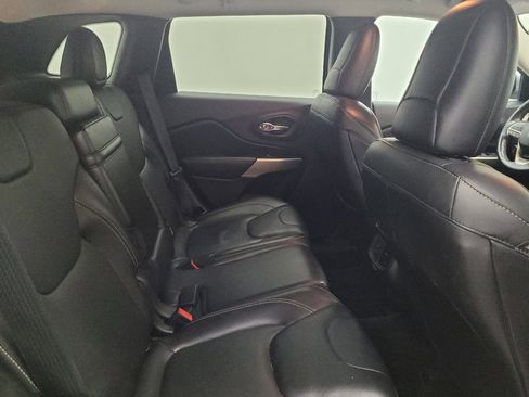 Used 2018 Jeep Cherokee Limited w/ Trailer Tow Group image 19