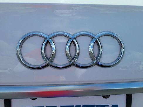 Used 2024 Audi Q5 2.0T Premium Plus AWD/4WD image 32