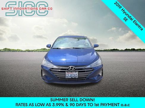 Used 2019 Hyundai Elantra SE FWD image 2