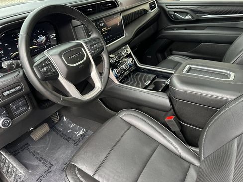 Certified 2023 GMC Yukon XL Denali w/ Max Trailering Package AWD/4WD image 10