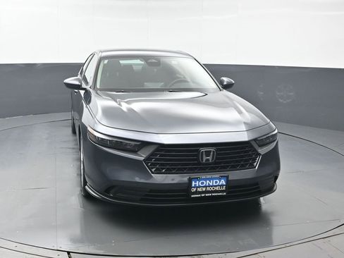 Used 2024 Honda Accord LX image 9