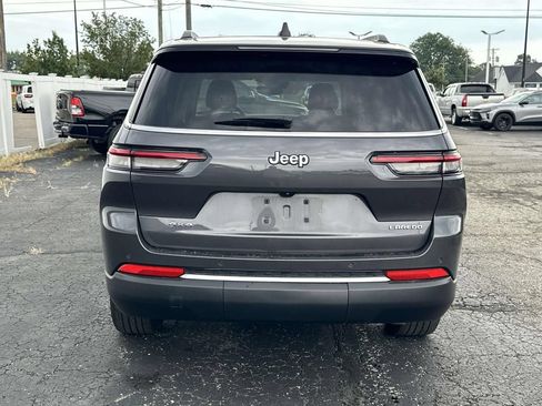 Used 2023 Jeep Grand Cherokee L Laredo w/ Luxury Tech Group I AWD/4WD image 5