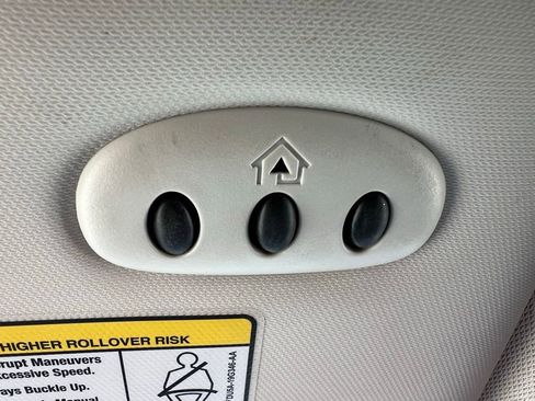 Used 2018 Ford Escape Titanium image 41