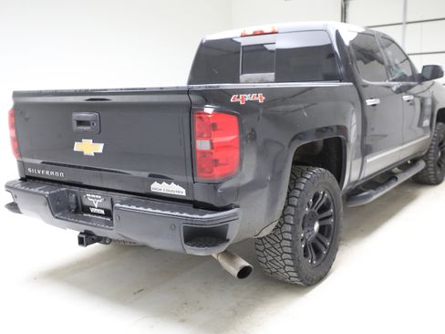 Used 2015 Chevrolet Silverado 1500 High Country w/ High Country Premium Package image 4