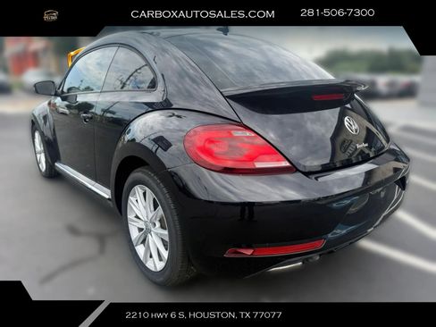 Used 2017 Volkswagen Beetle 1.8T SE FWD image 3