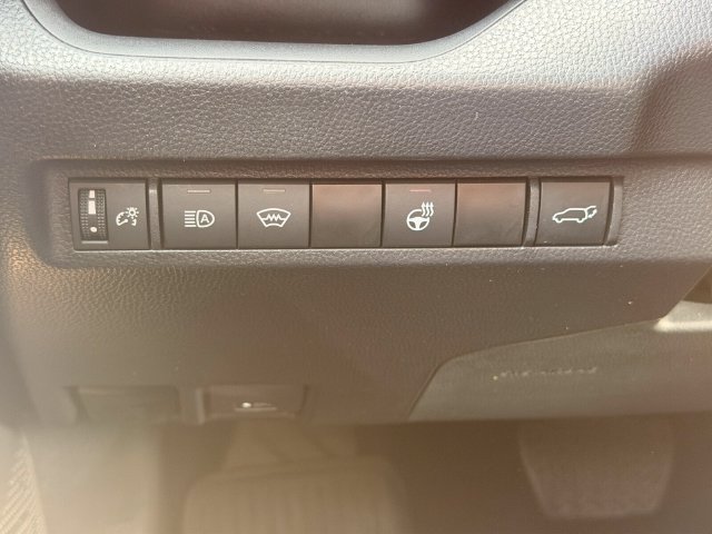 Used 2024 Toyota RAV4 XLE w/ Convenience Package AWD/4WD image 19