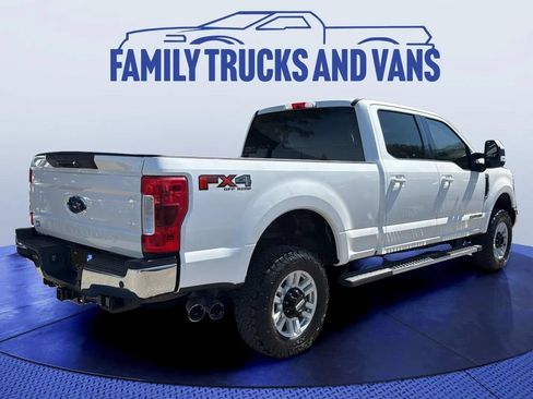 Used 2019 Ford F350 Lariat w/ Lariat Value Package AWD/4WD image 5