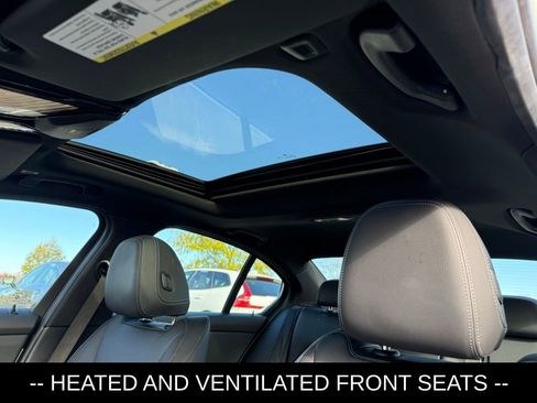 Used 2025 BMW 330i xDrive Sedan image 7