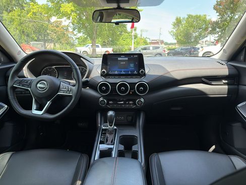 Used 2024 Nissan Sentra SR w/ SR Premium Package FWD image 21