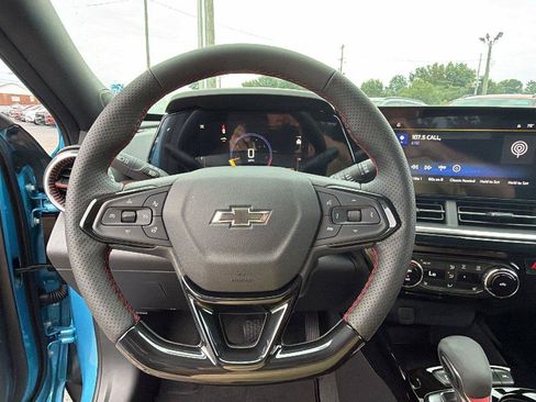 New 2026 Chevrolet Trax RS w/ Driver Confidence Package FWD image 20