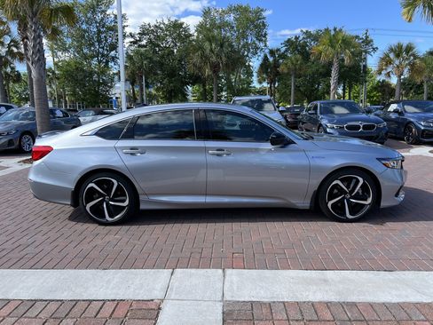 Used 2022 Honda Accord Sport image 11