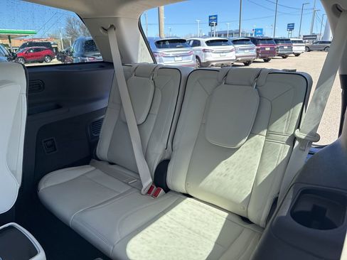 Used 2023 Lincoln Aviator Black Label w/ Dynamic Handling Package image 15