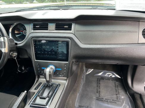 Used 2014 Ford Mustang Coupe image 27