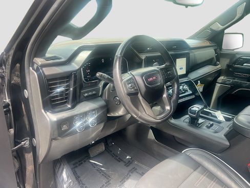 Used 2024 GMC Sierra 1500 AT4X AWD/4WD image 9