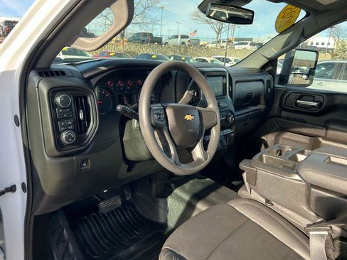 Used 2025 Chevrolet Silverado 2500 W/T w/ WT Convenience Package image 15