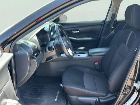 Used 2022 Nissan Sentra SV w/ All-Weather Package FWD image 19