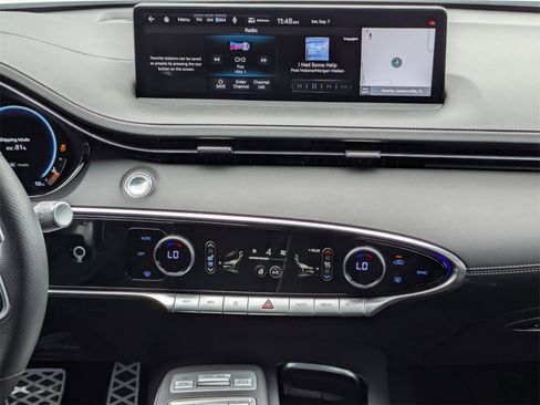 New 2025 Genesis GV70 2.5T w/ Sport Prestige Package image 21