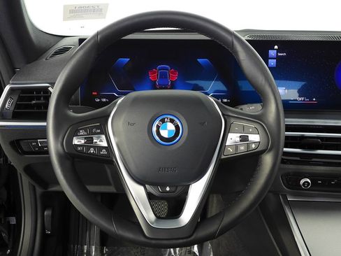 Certified 2023 BMW i4 eDrive35 RWD image 27