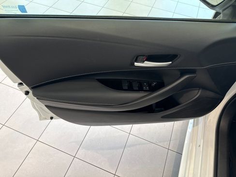 Used 2024 Toyota Corolla SE w/ SE Package FWD image 11
