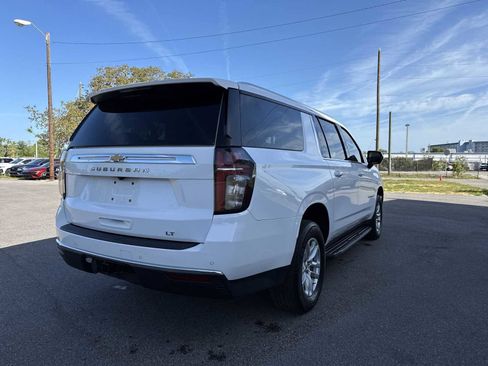 Used 2024 Chevrolet Suburban LT AWD/4WD image 9