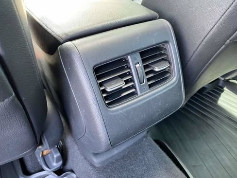 Used 2019 Honda Accord EX-L image 11