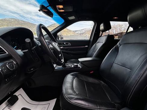 Used 2016 Ford Explorer Limited image 15