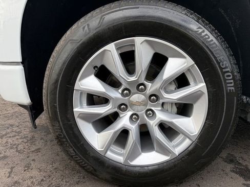 Used 2024 Chevrolet Silverado 1500 Custom image 8