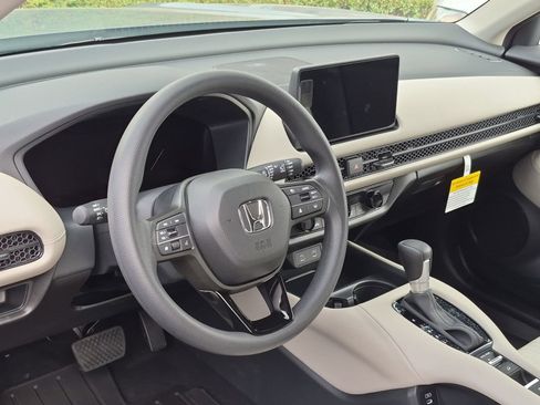 New 2027 Honda HR-V LX image 2