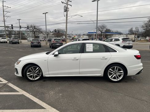 Used 2022 Audi A4 2.0T Premium Plus image 3